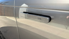 Land Rover Range Rover 3.0 D300 SE 4dr Auto Diesel Estate